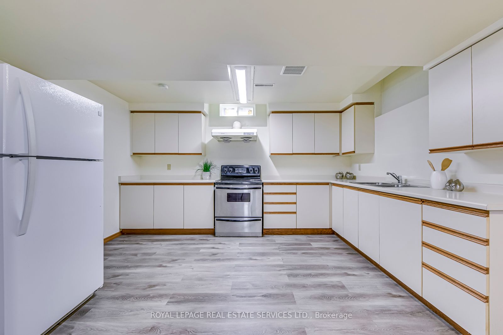 3498 Redmond Rd