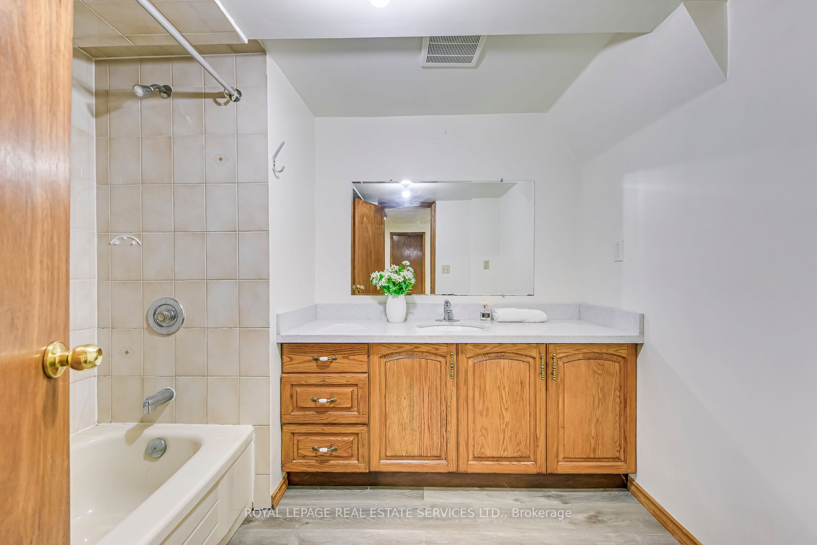 3498 Redmond Rd