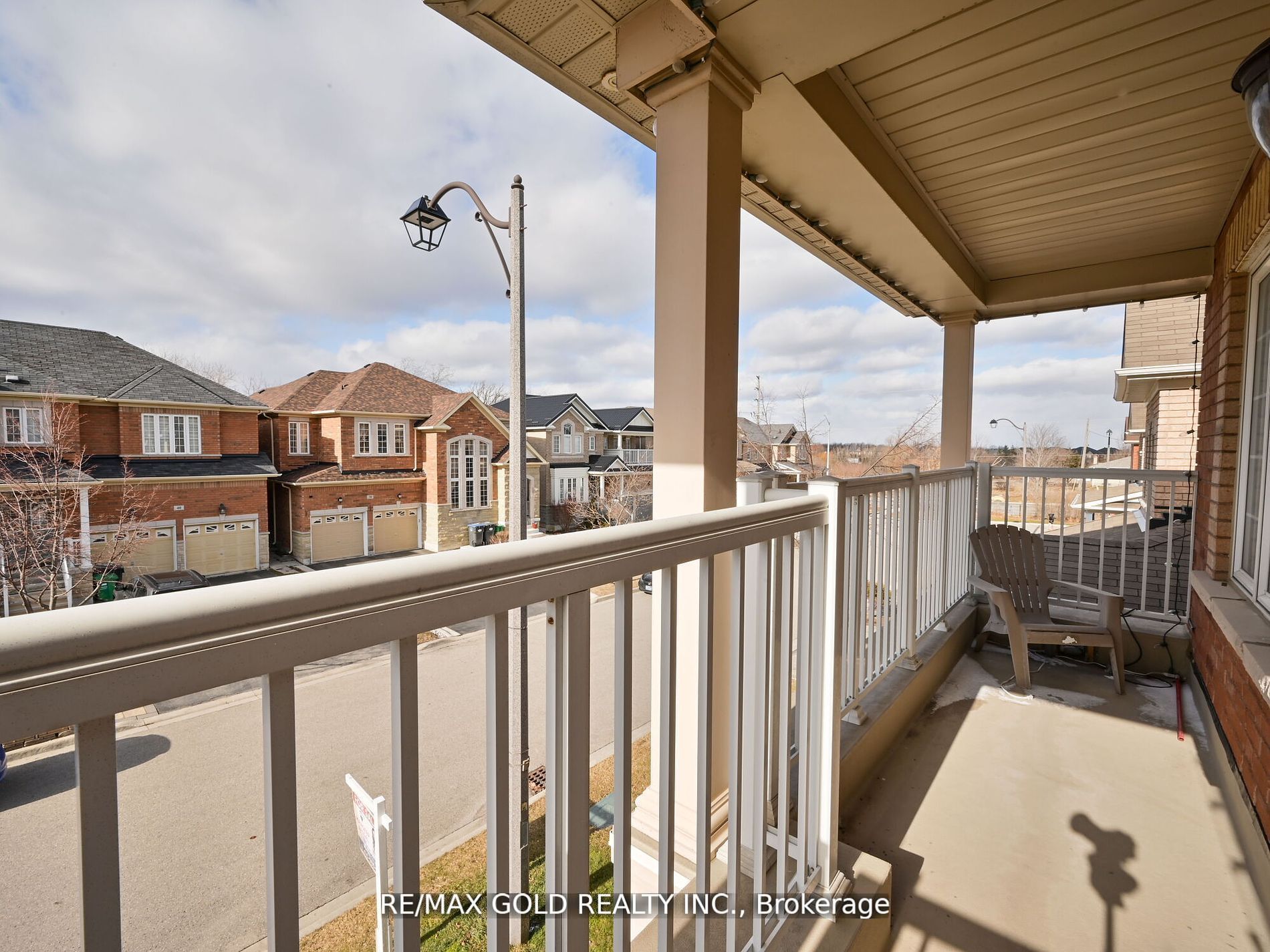 25 Maverick Cres