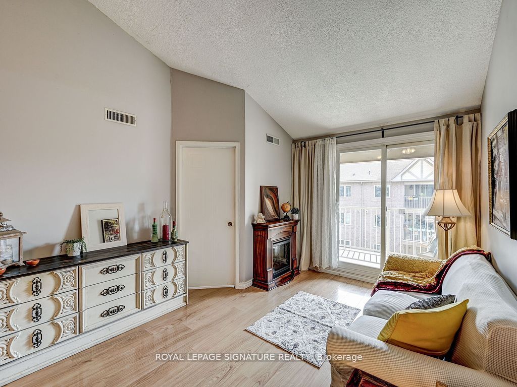 85 Bristol Rd E, #155