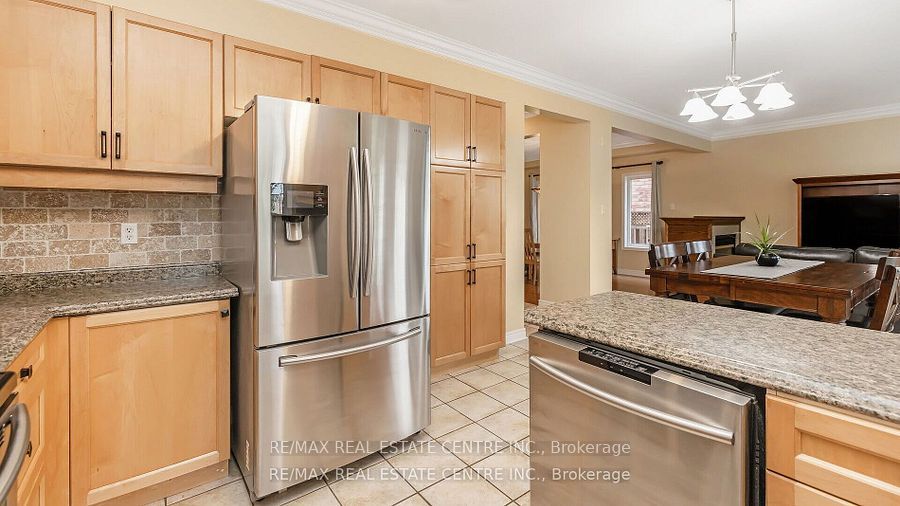 136 Van Scott Dr