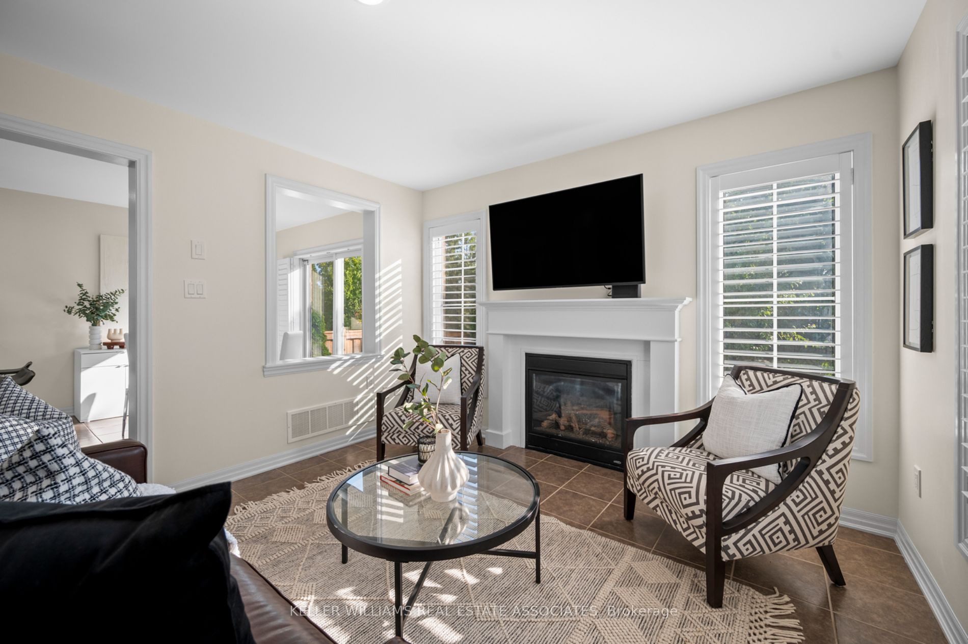 1002 Solomon Crt