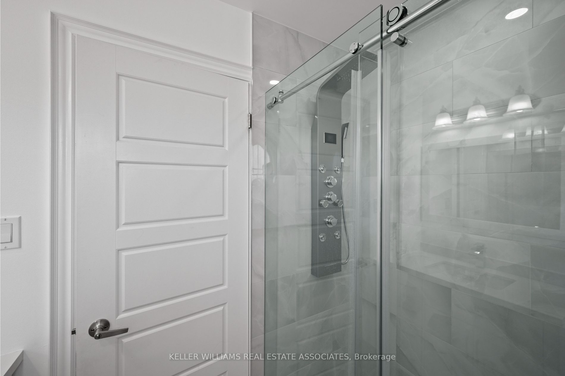 1002 Solomon Crt