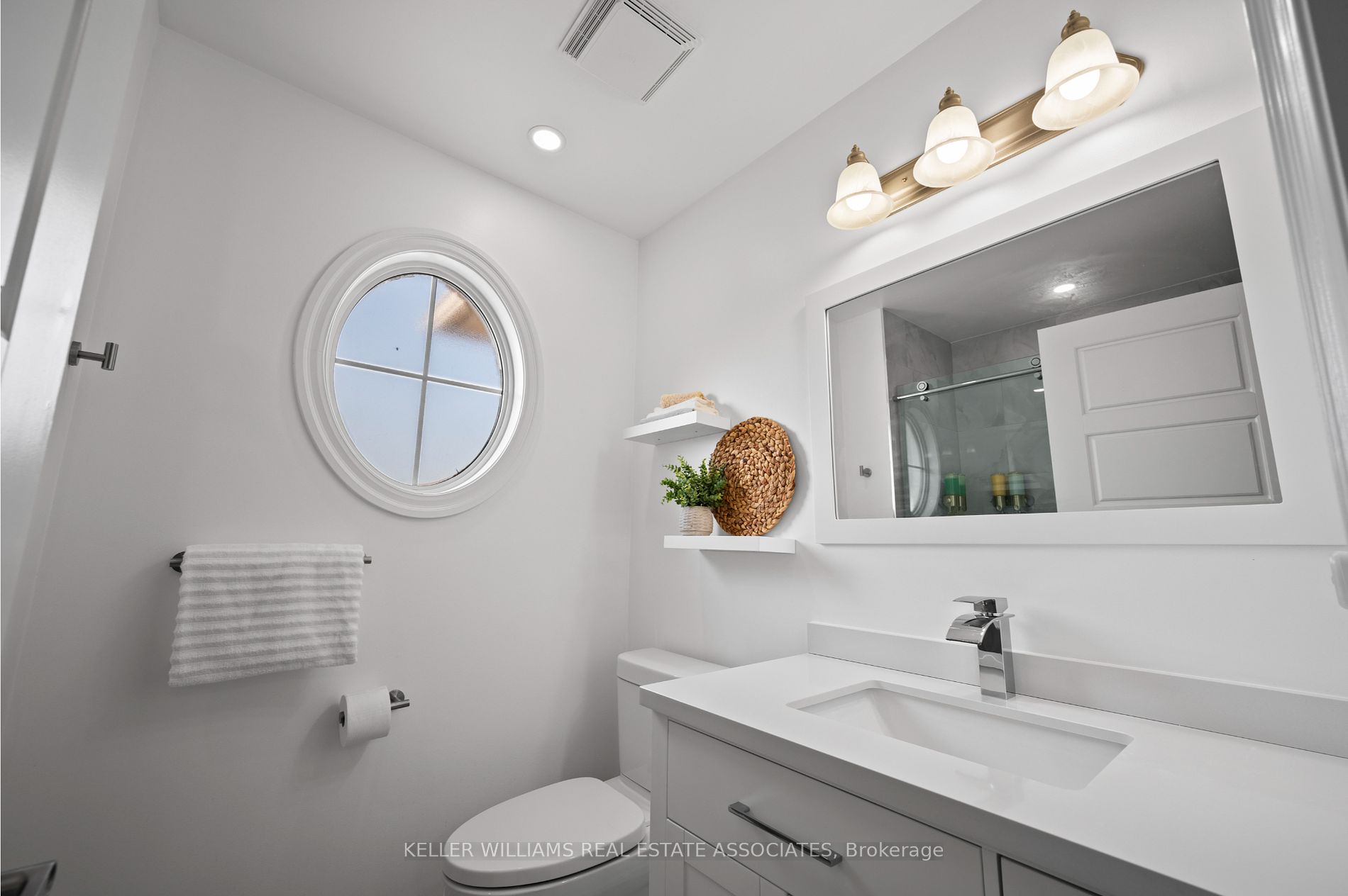1002 Solomon Crt