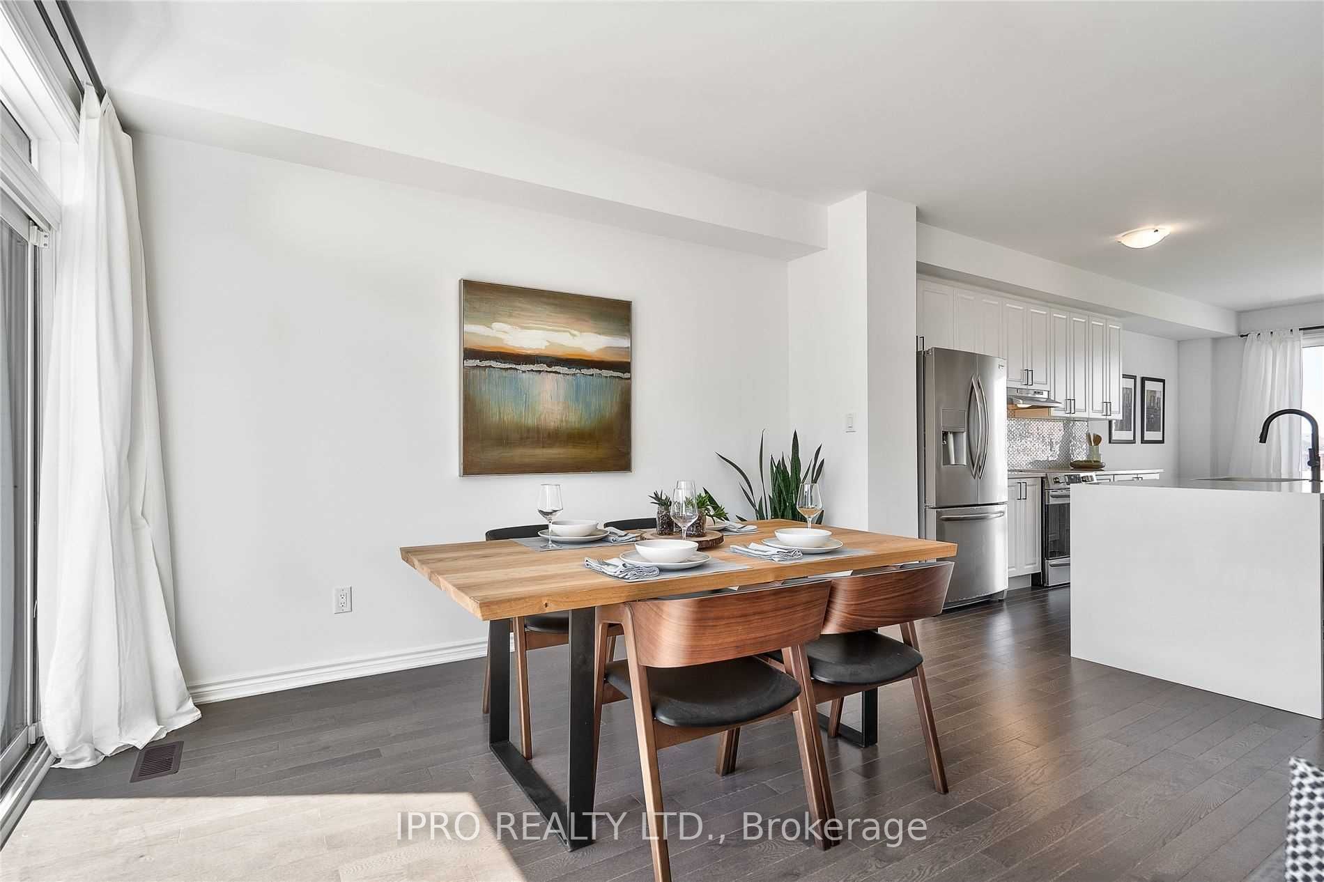 2481 Badger Cres, #3