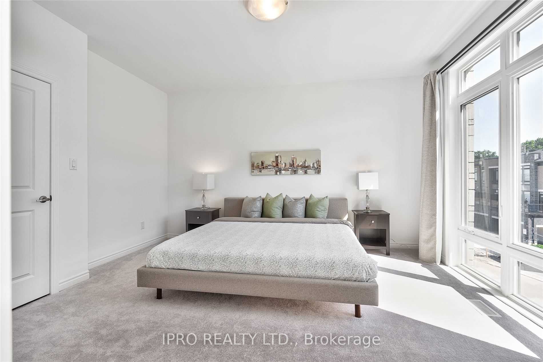 2481 Badger Cres, #3