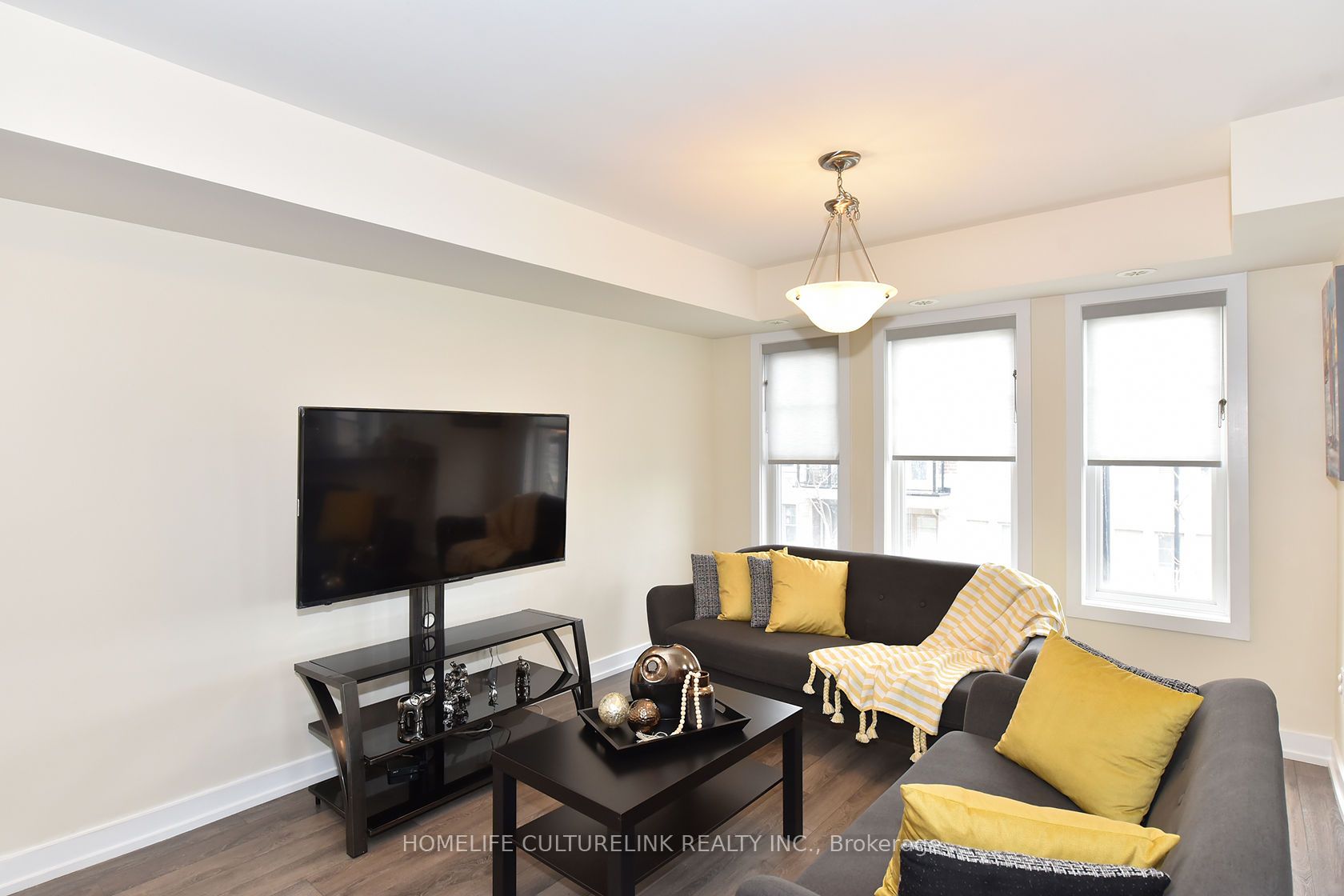 100 Parrotta Dr, #89