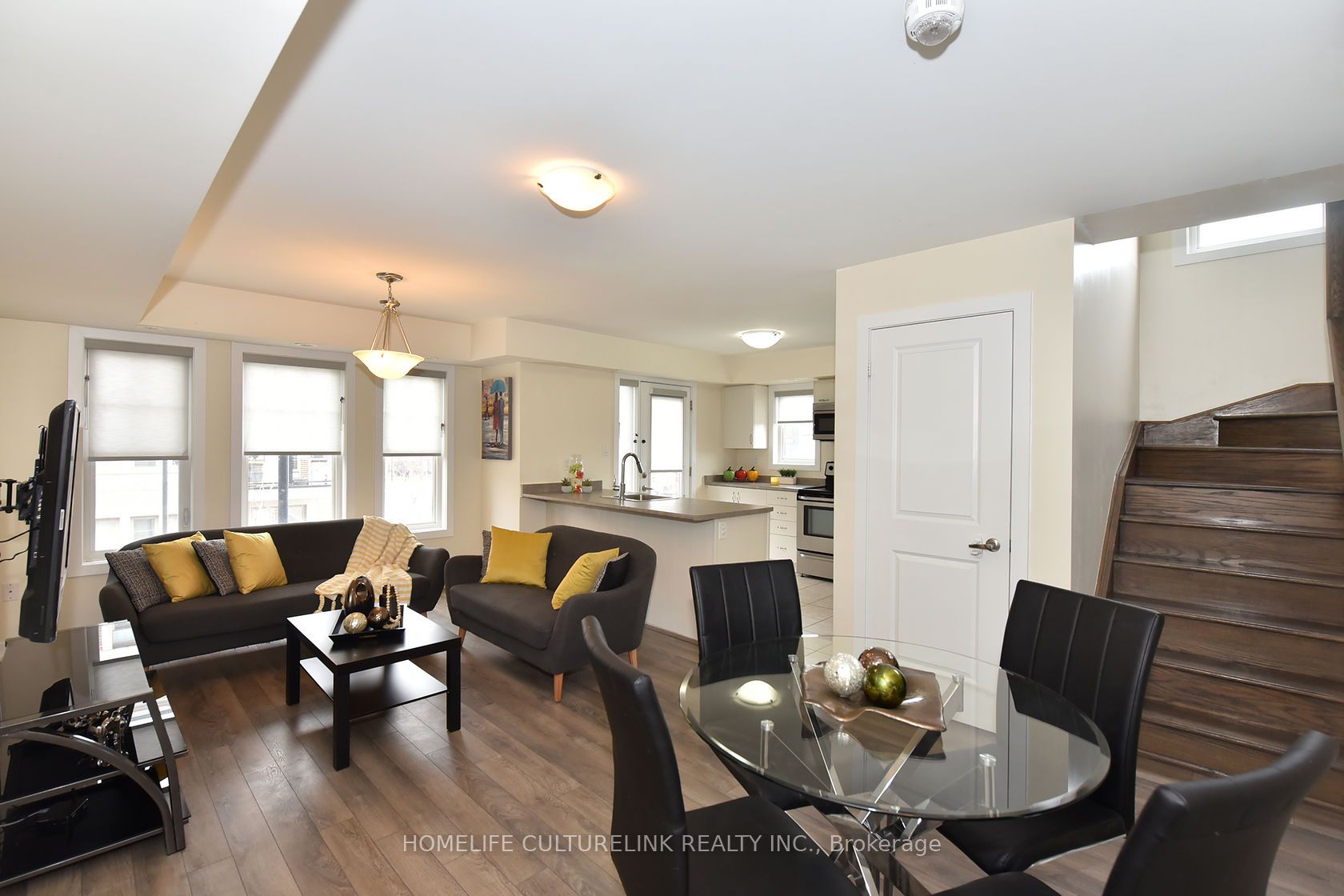 100 Parrotta Dr, #89