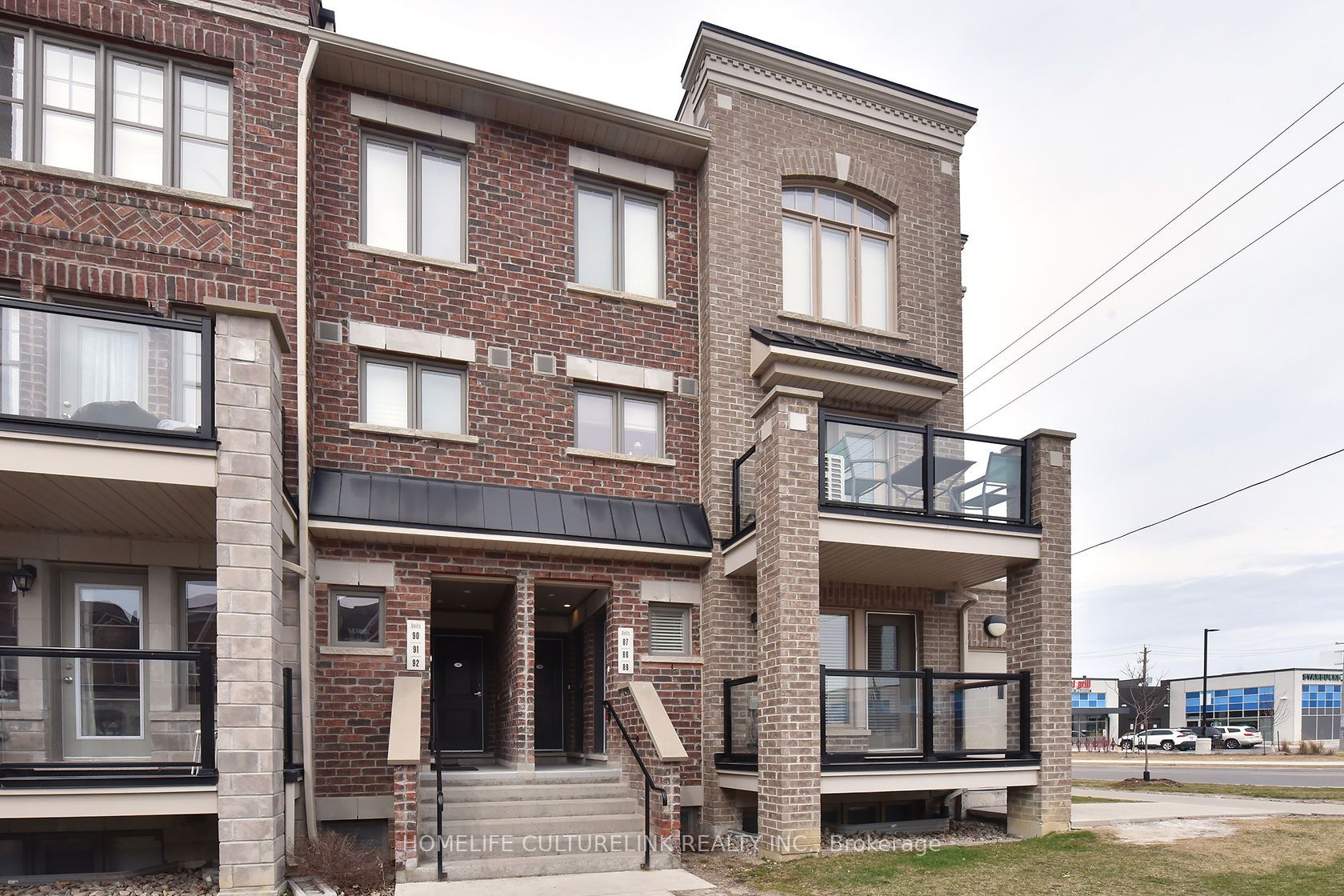 100 Parrotta Dr, #89