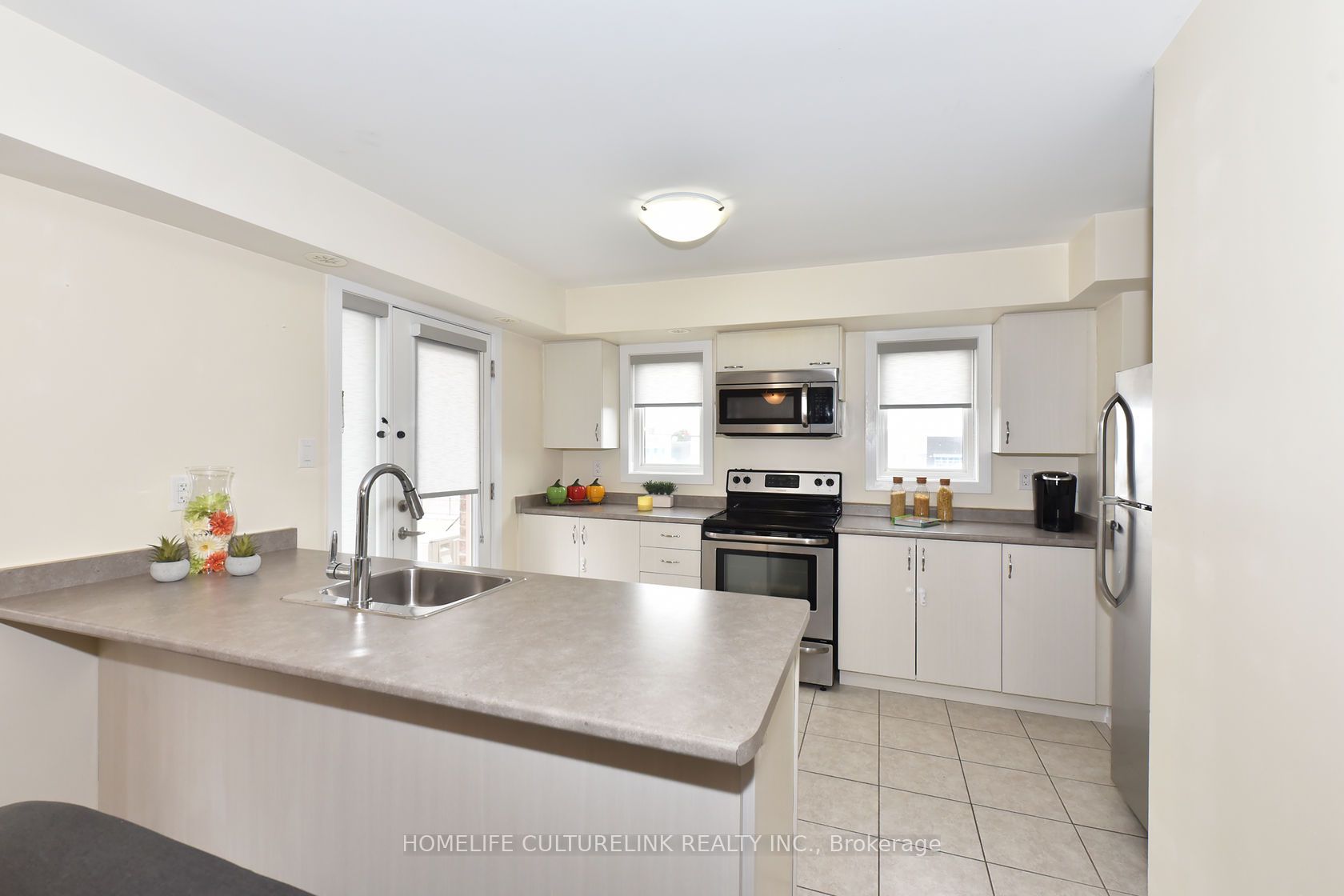 100 Parrotta Dr, #89