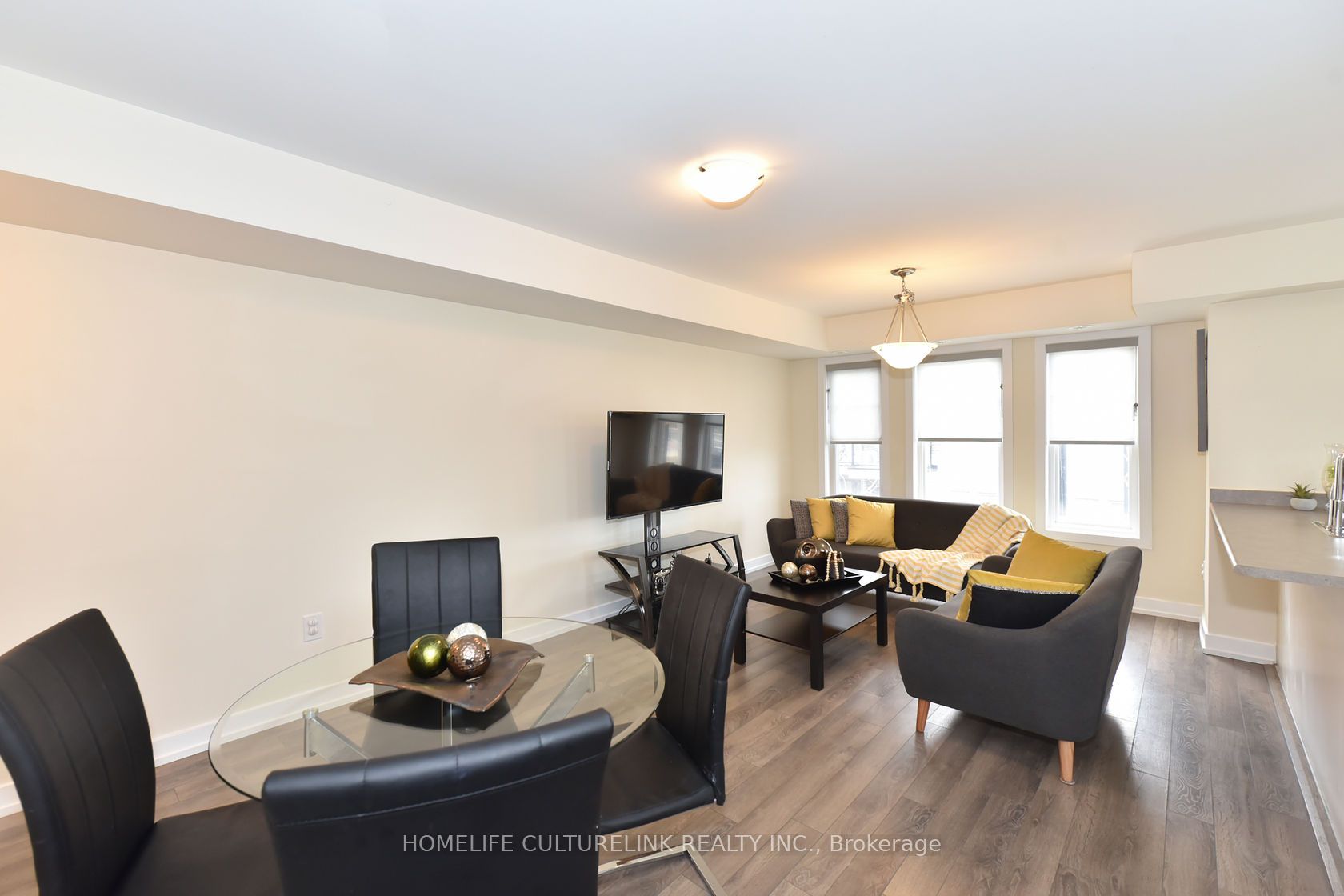 100 Parrotta Dr, #89