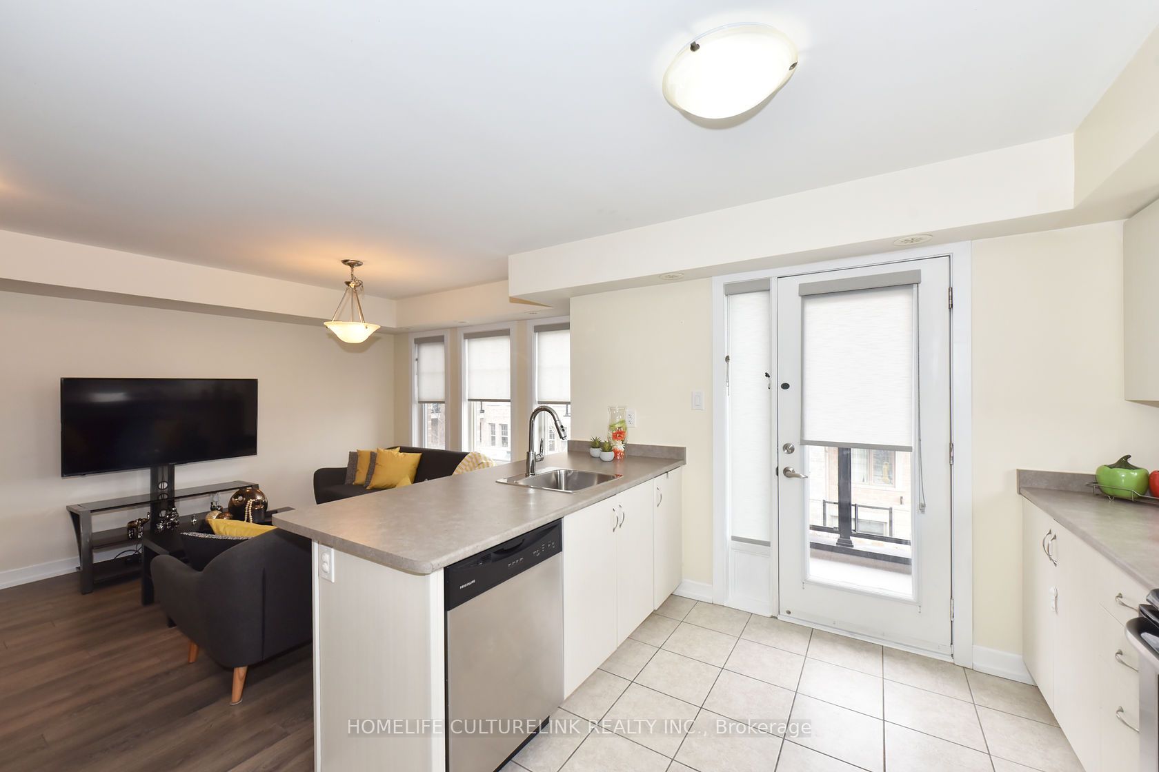 100 Parrotta Dr, #89