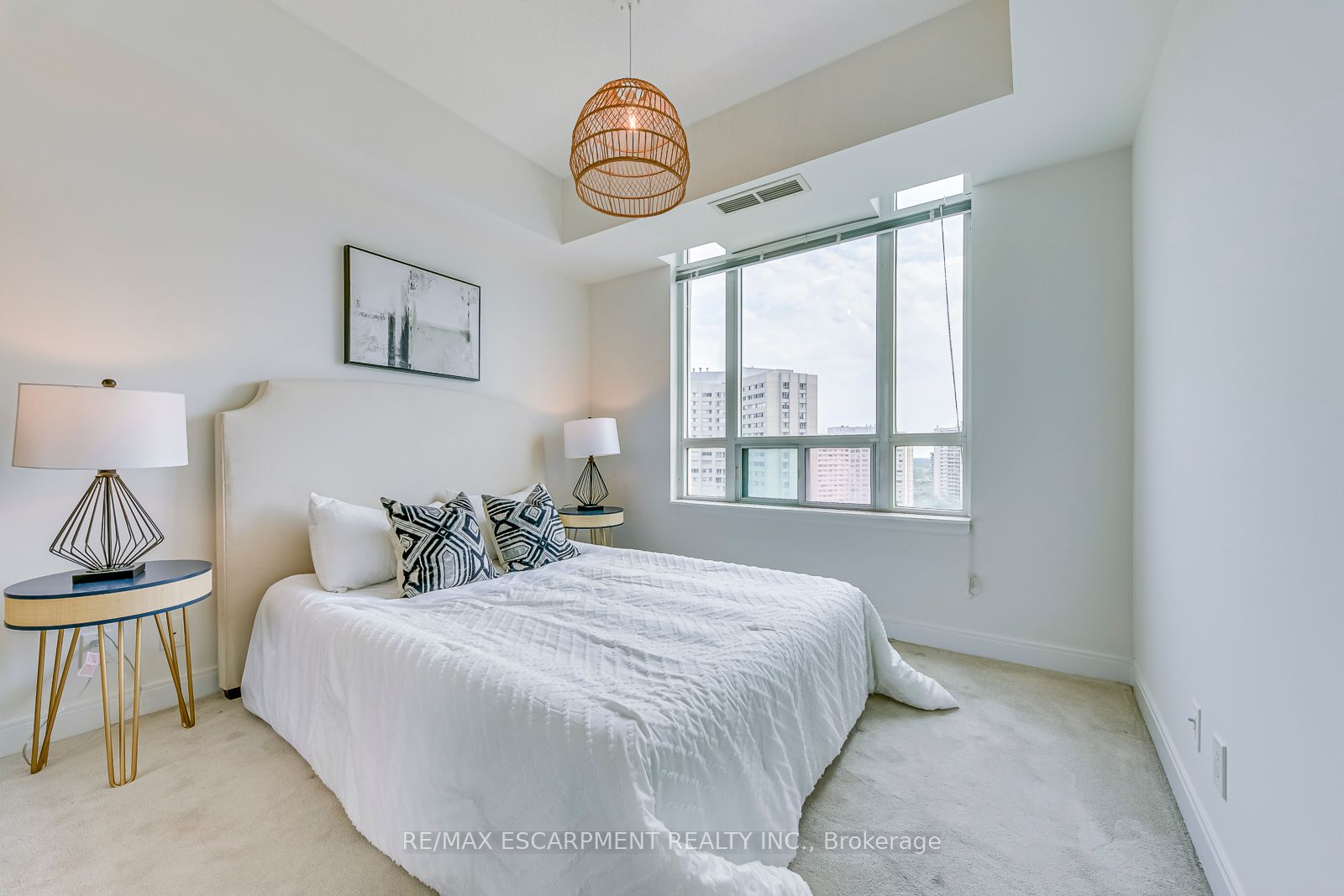 70 Absolute Ave, #1506