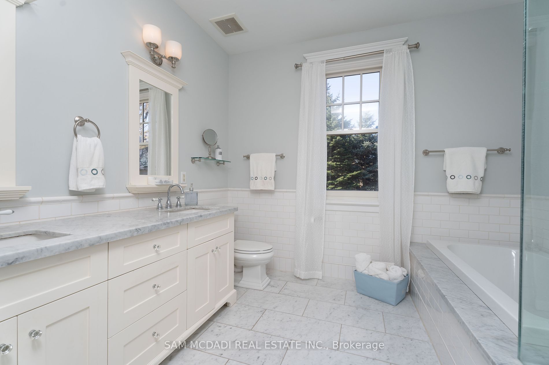 80 Cox Dr