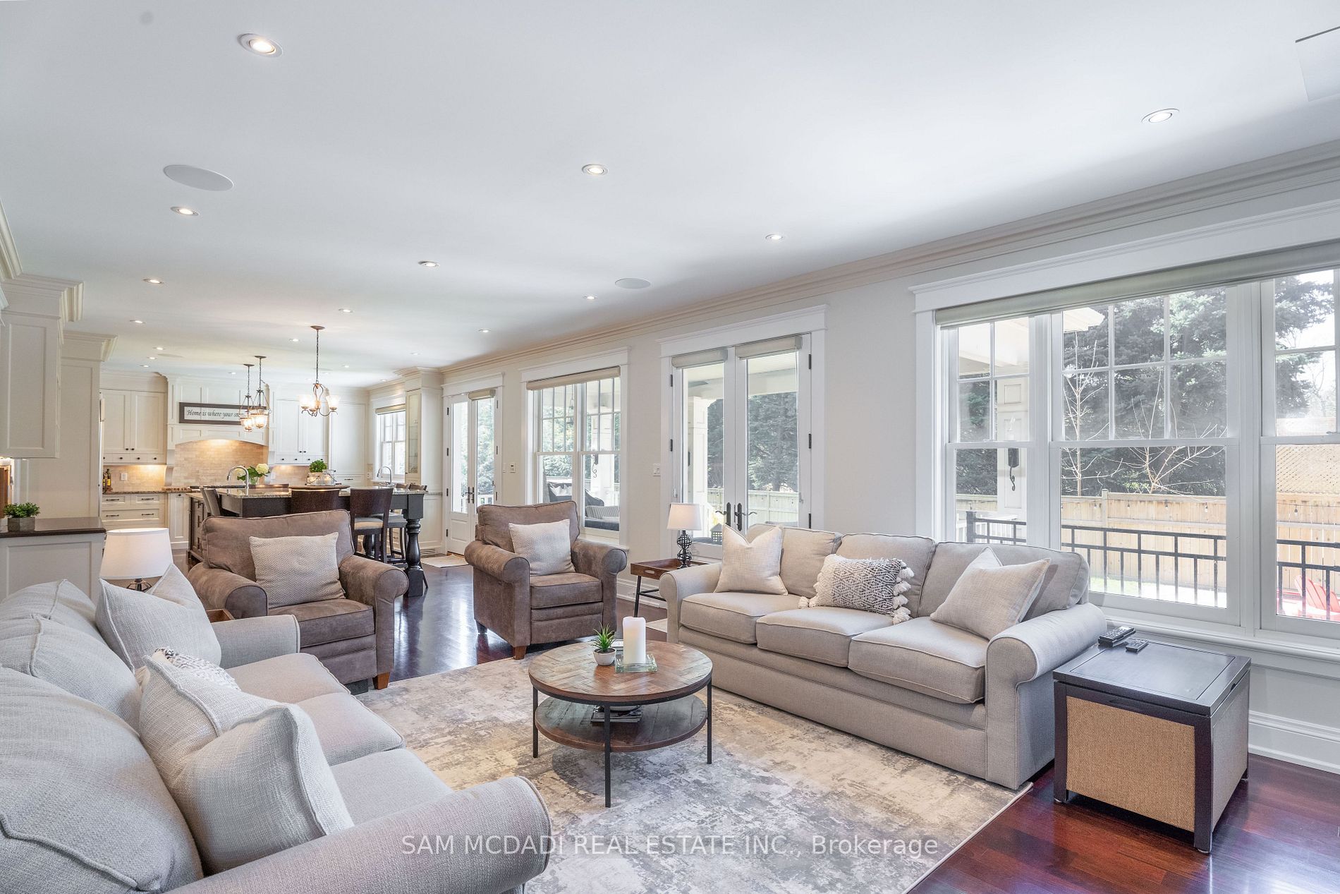 80 Cox Dr