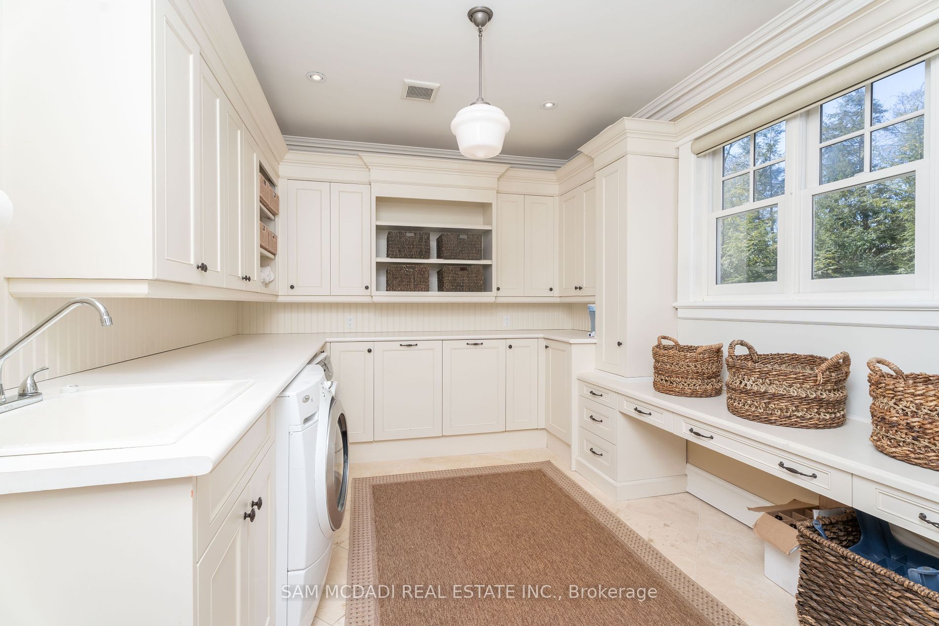 80 Cox Dr