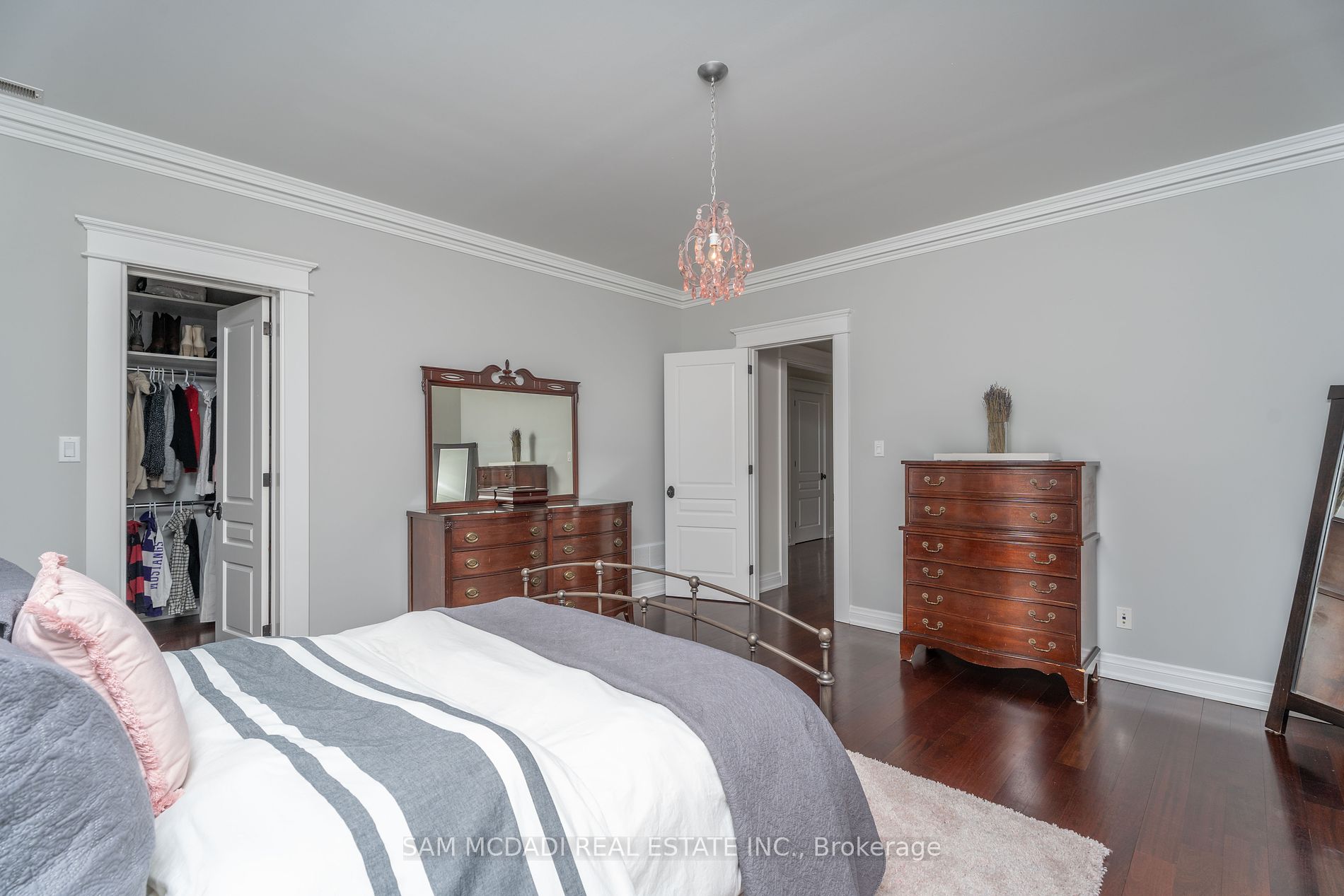 80 Cox Dr