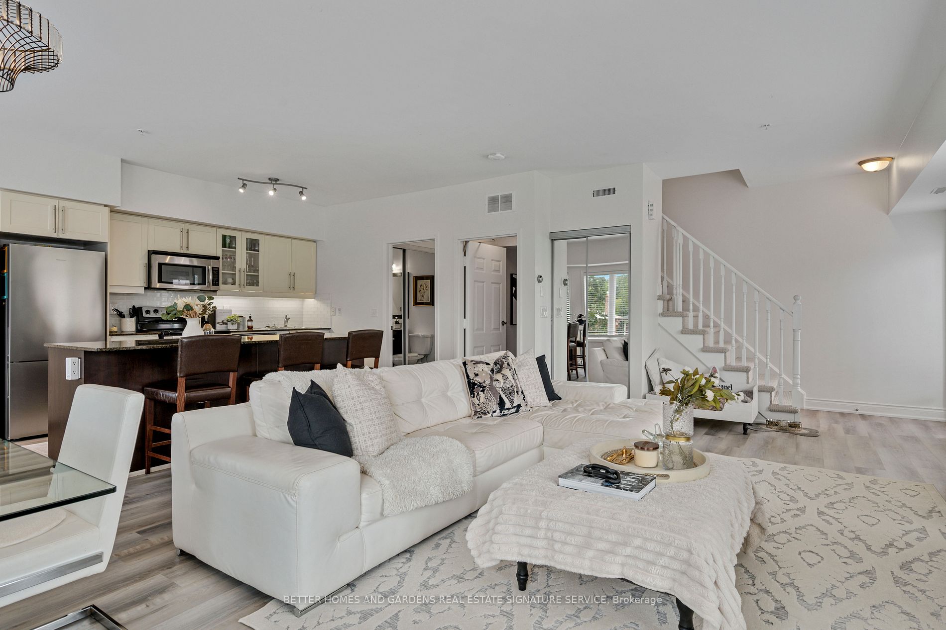 5 Richgrove Dr, #210