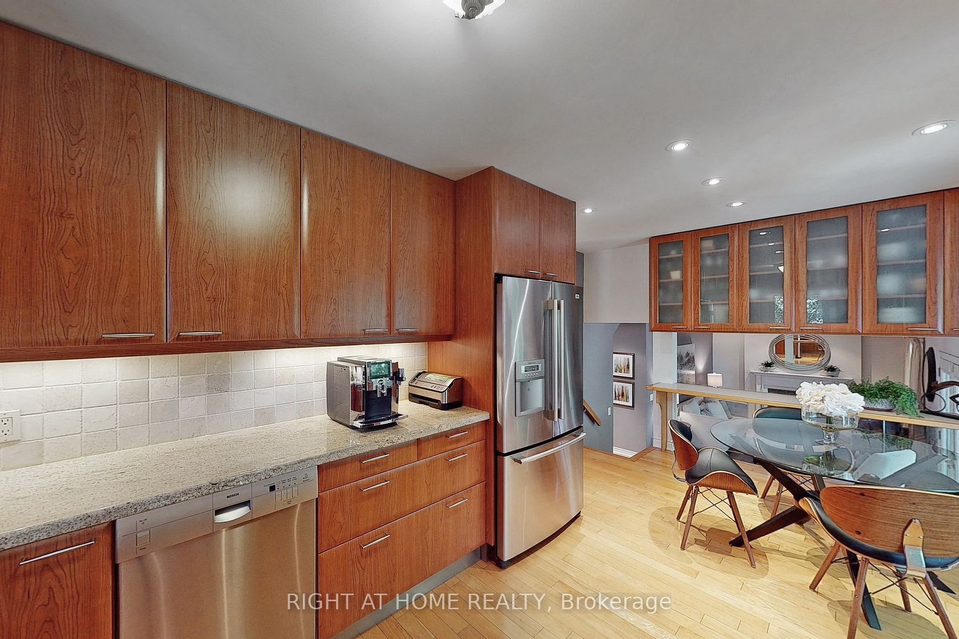 41 Mansfield St
