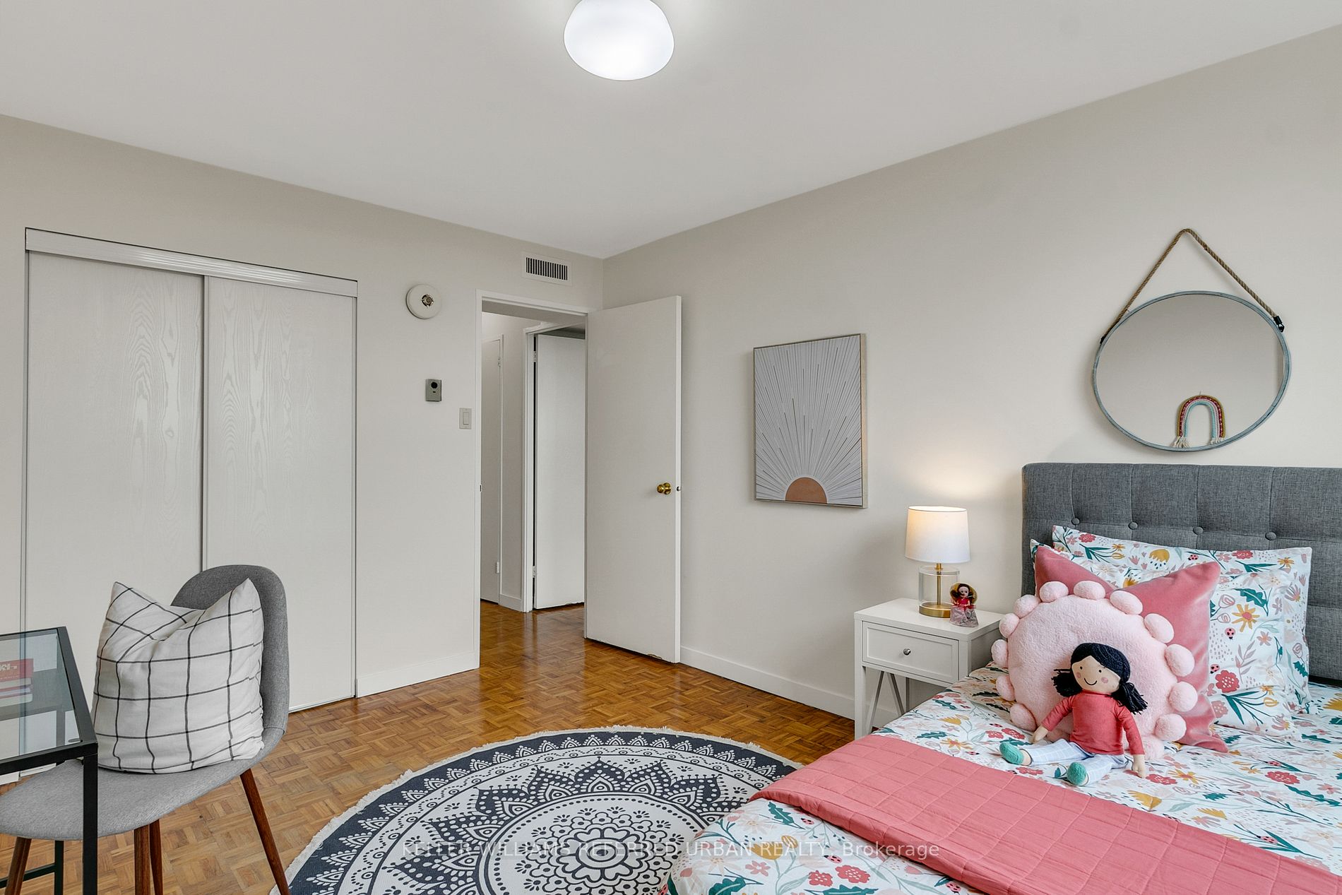 61 Richview Rd, #2012