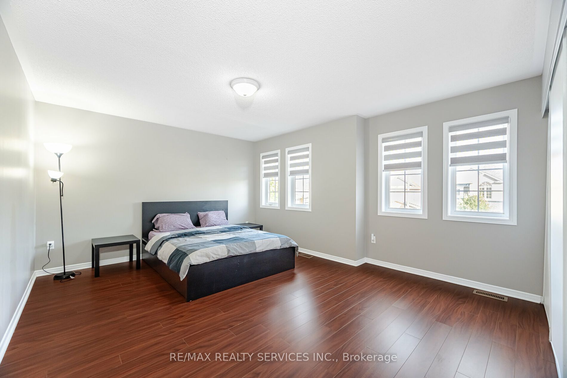 18 Tideland Dr