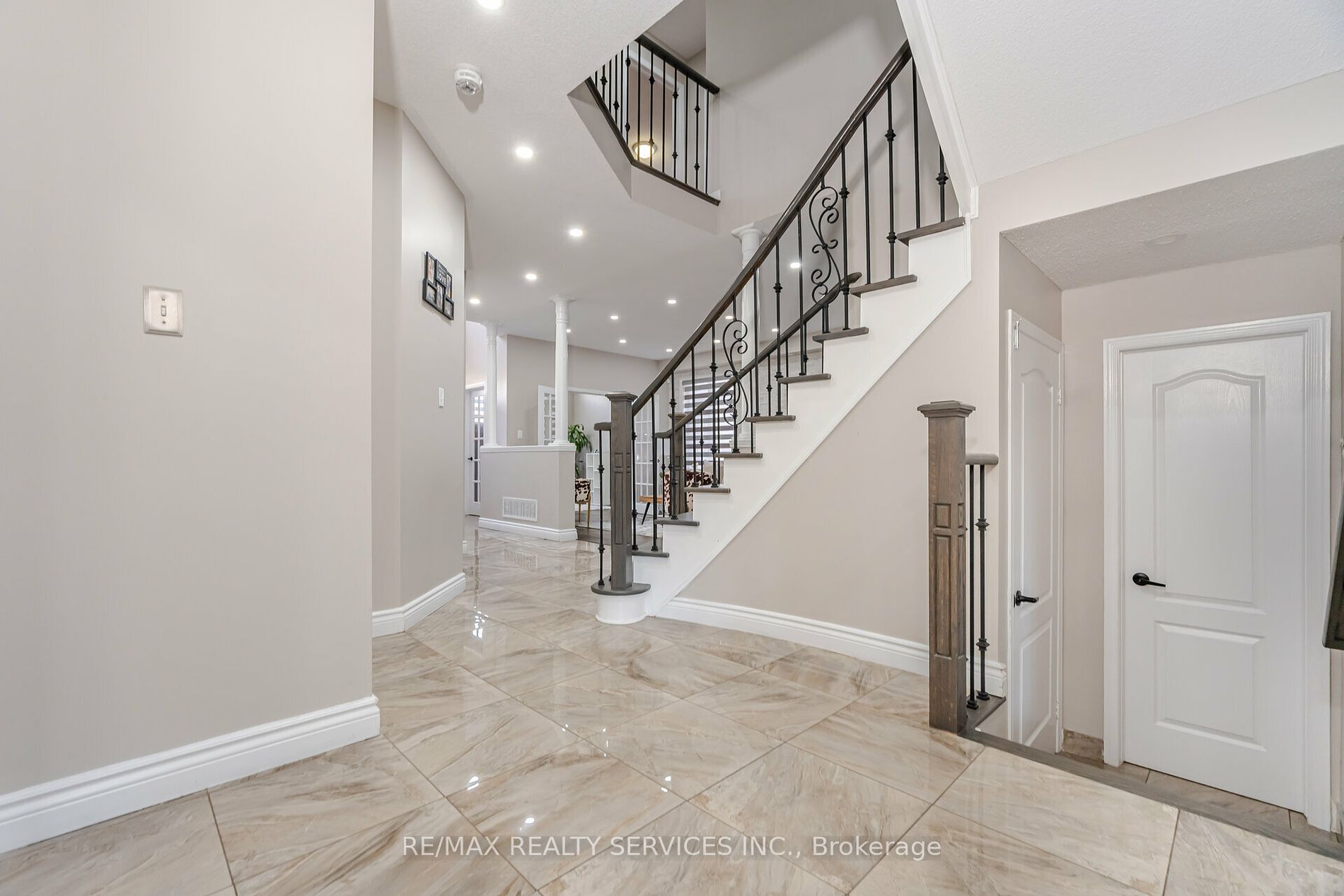 18 Tideland Dr
