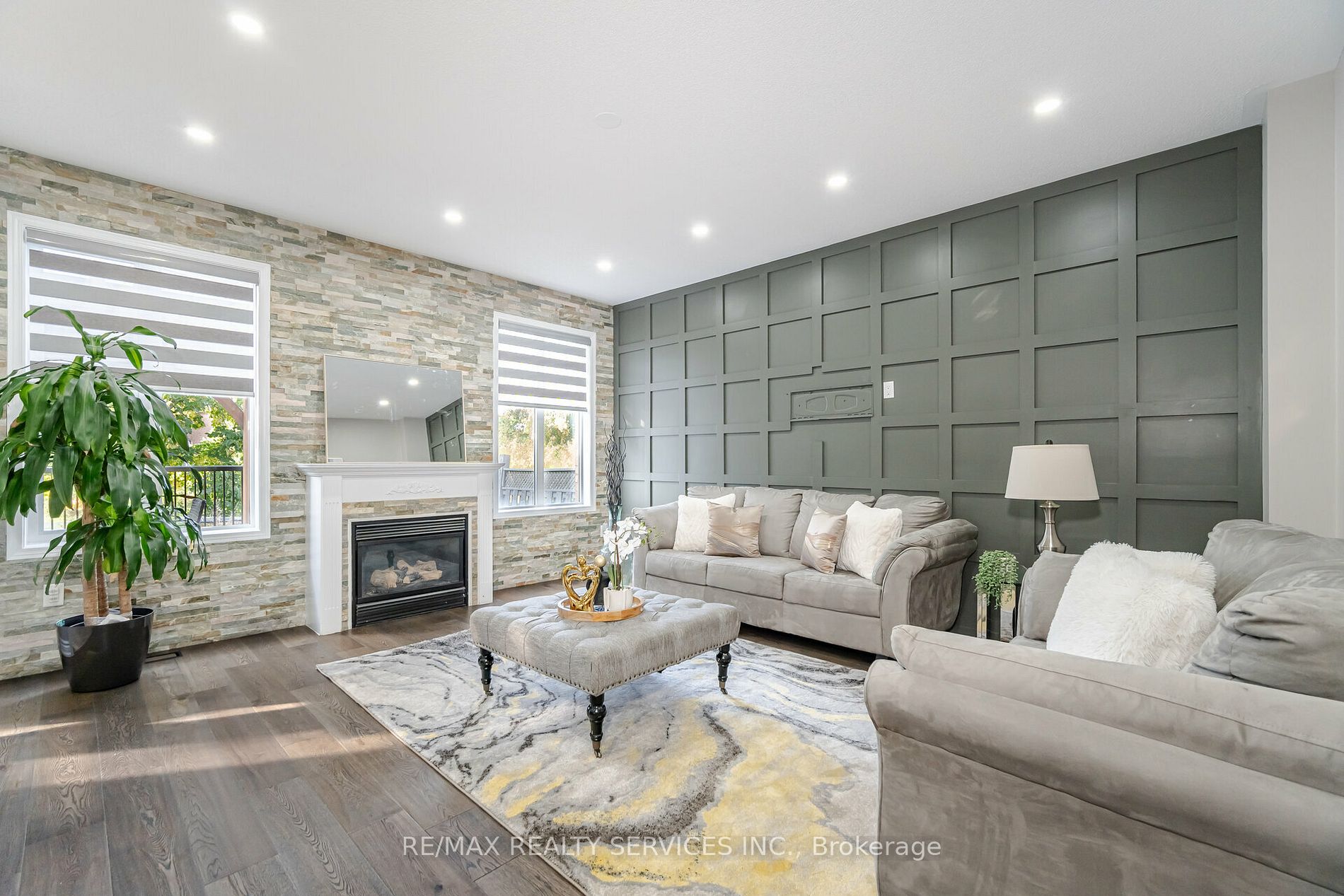 18 Tideland Dr