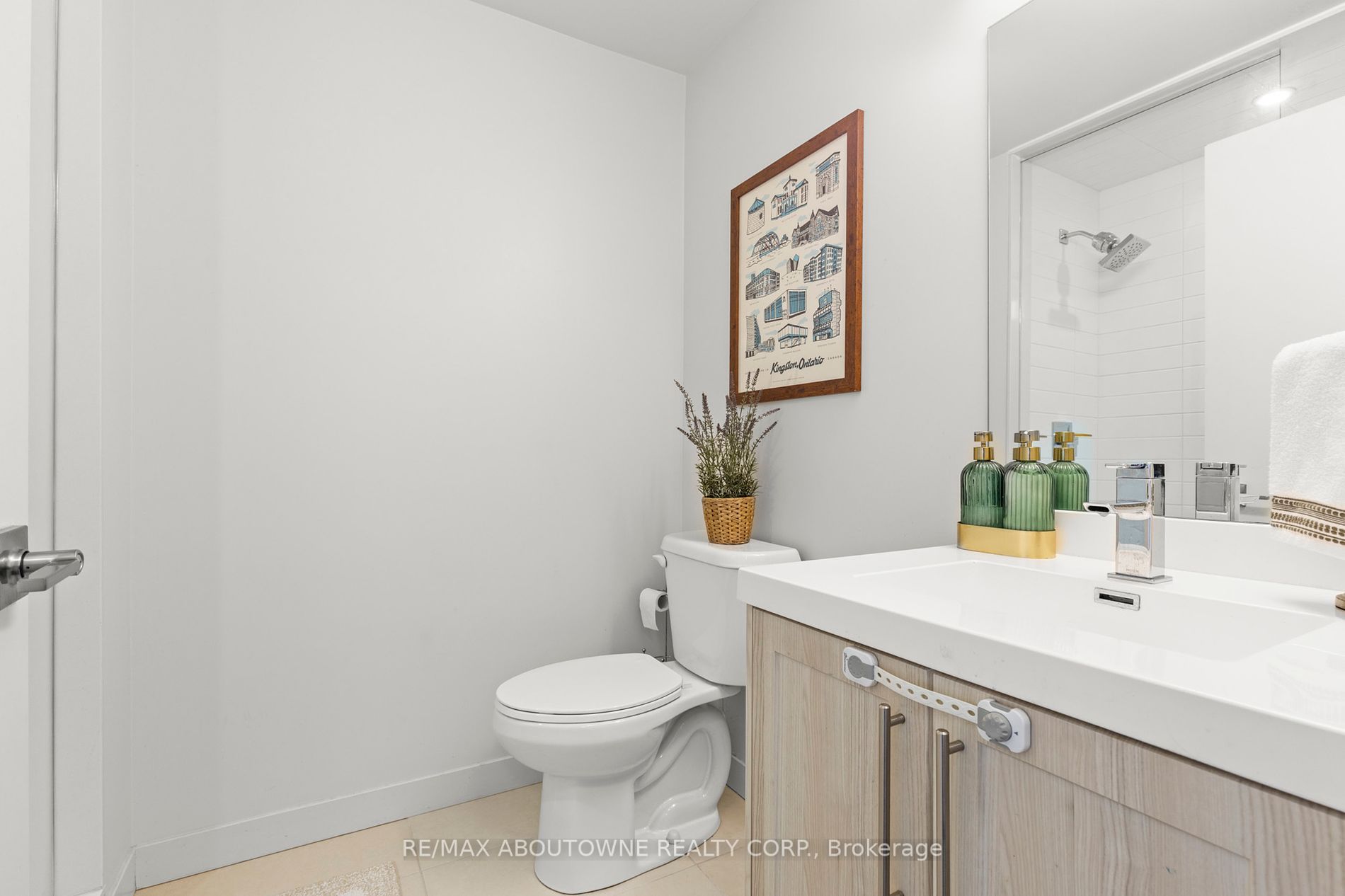 2087 Fairview St, #608