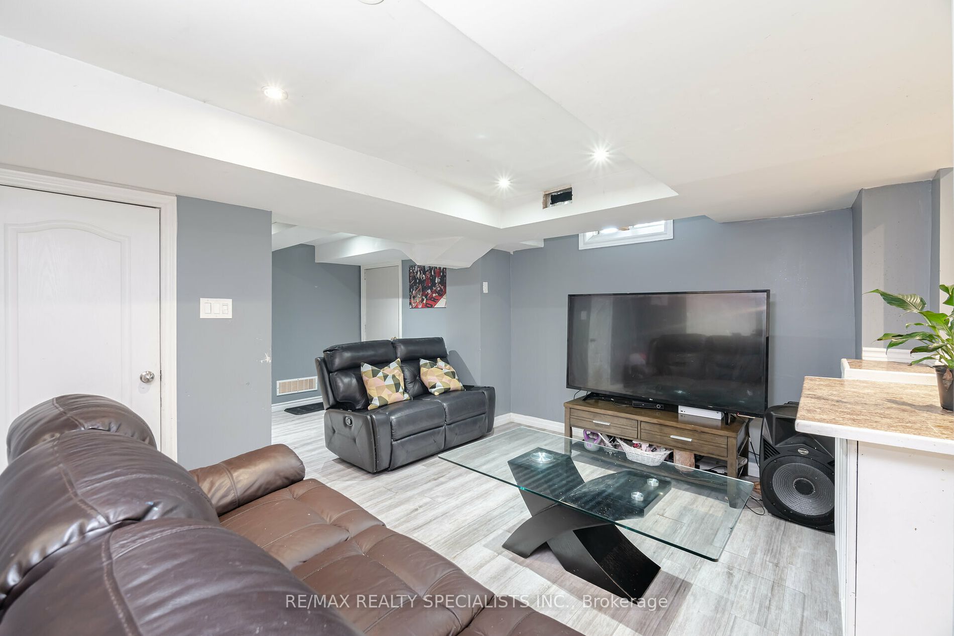 44 Kershaw St