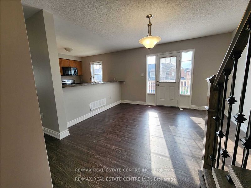 950 Burgess Gdns