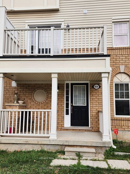 950 Burgess Gdns