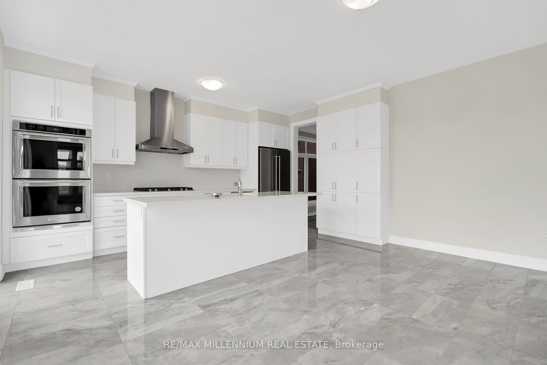 2 Catherwood Crt