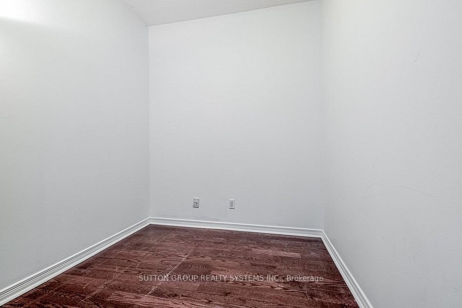 2240 Lake Shore Blvd W, #312