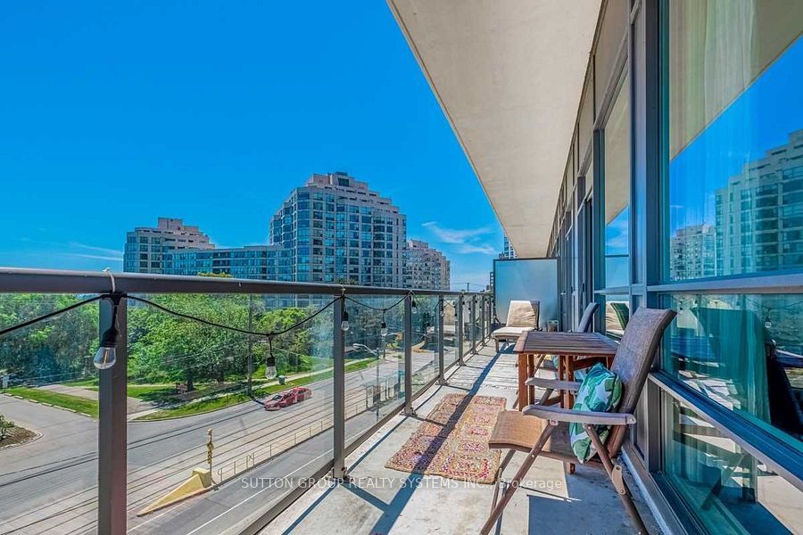 2240 Lake Shore Blvd W, #312