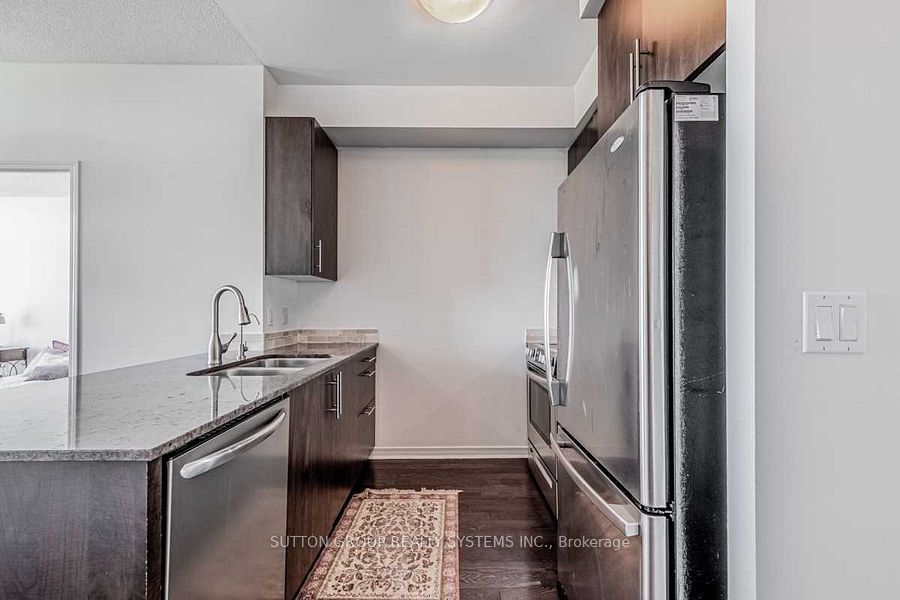 2240 Lake Shore Blvd W, #312