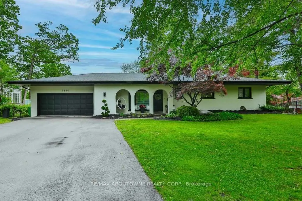 2204 Shardawn Mews