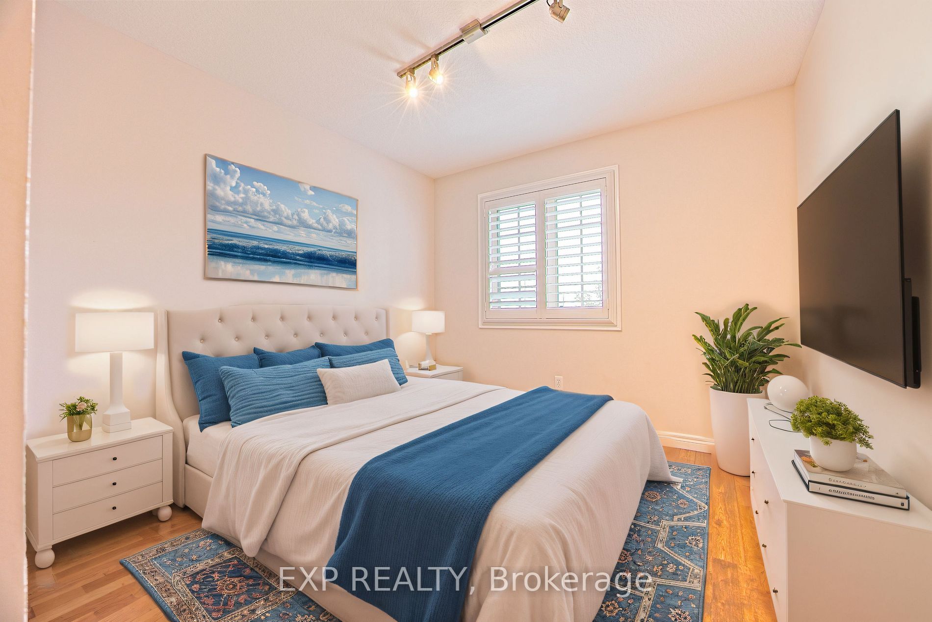 5151 Upper Middle Rd, #13