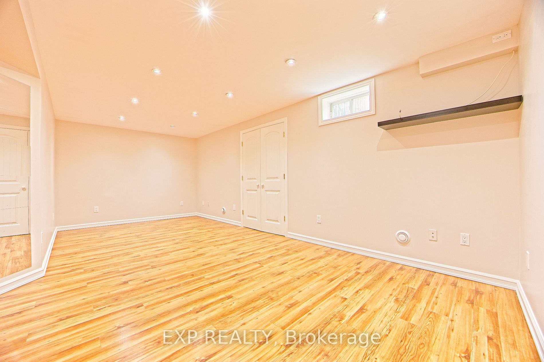 5151 Upper Middle Rd, #13