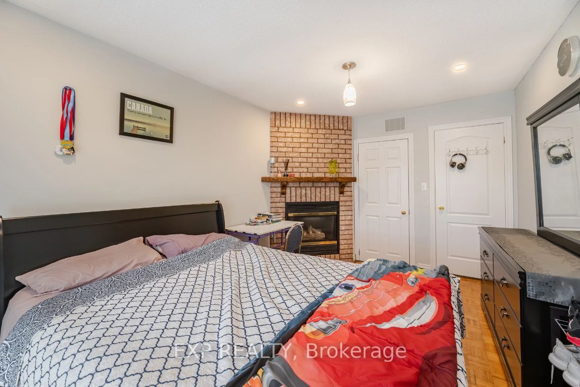 53 Pressed Brick Dr