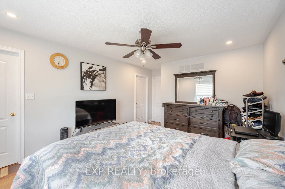 53 Pressed Brick Dr