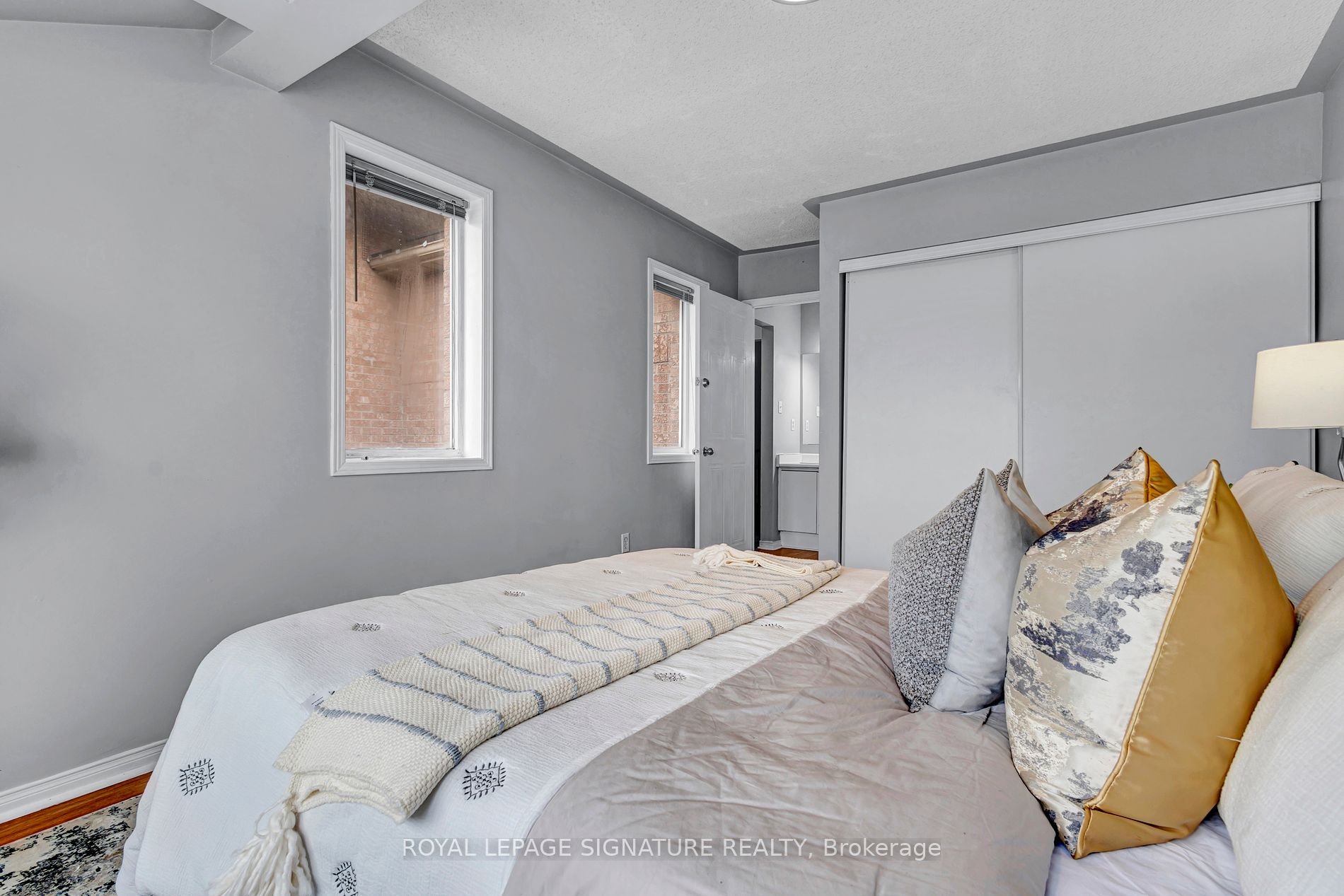 99 Bristol Rd E, #165