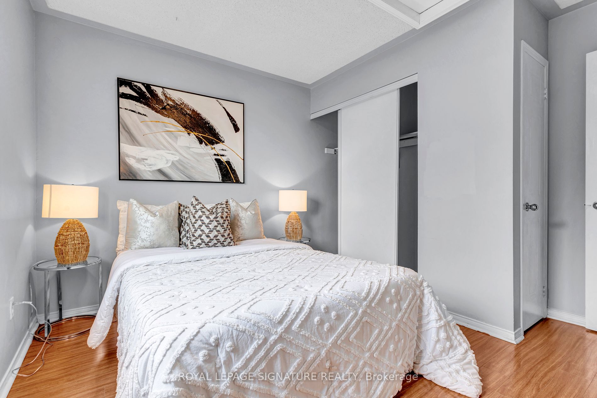 99 Bristol Rd E, #165