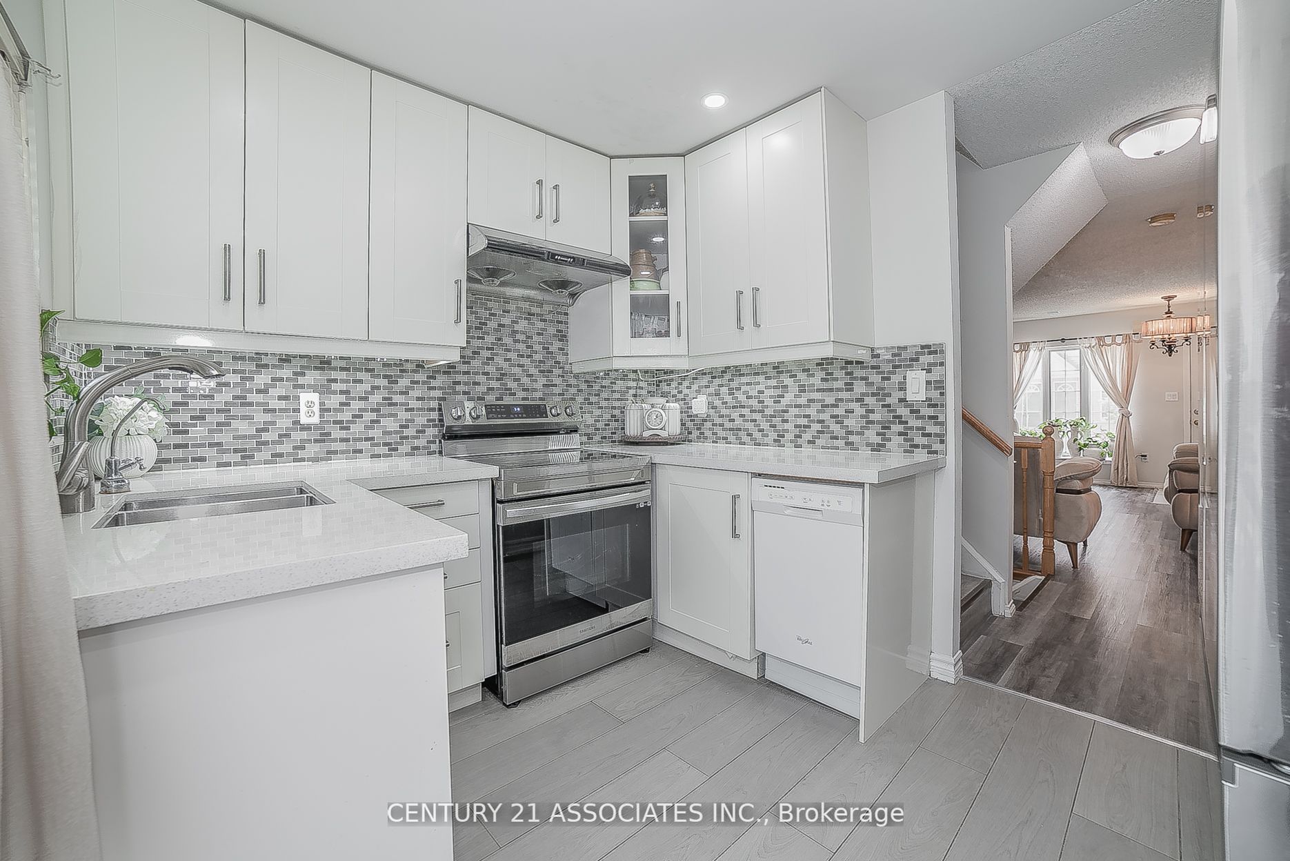 75 Strathaven Dr, #35