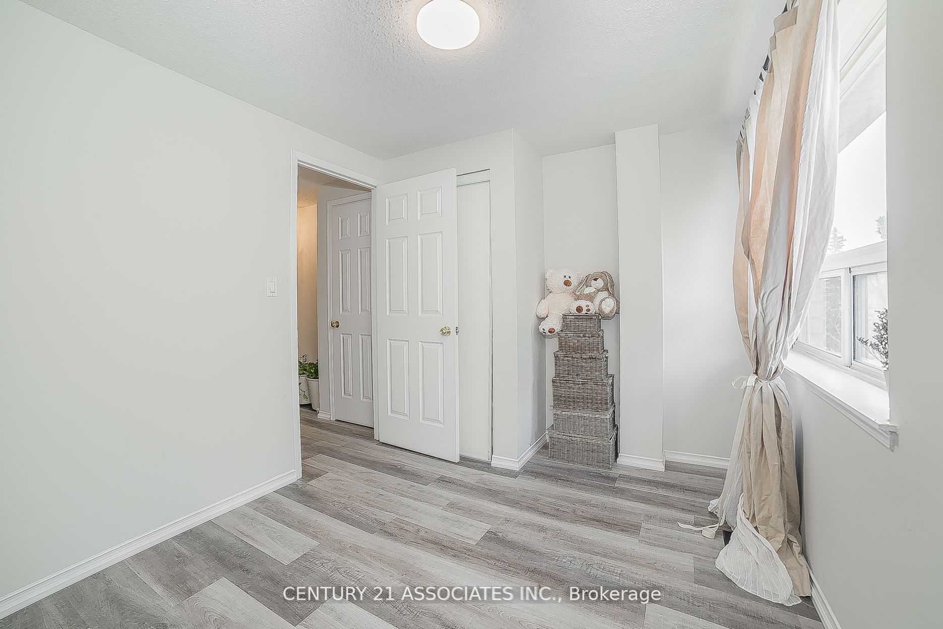 75 Strathaven Dr, #35