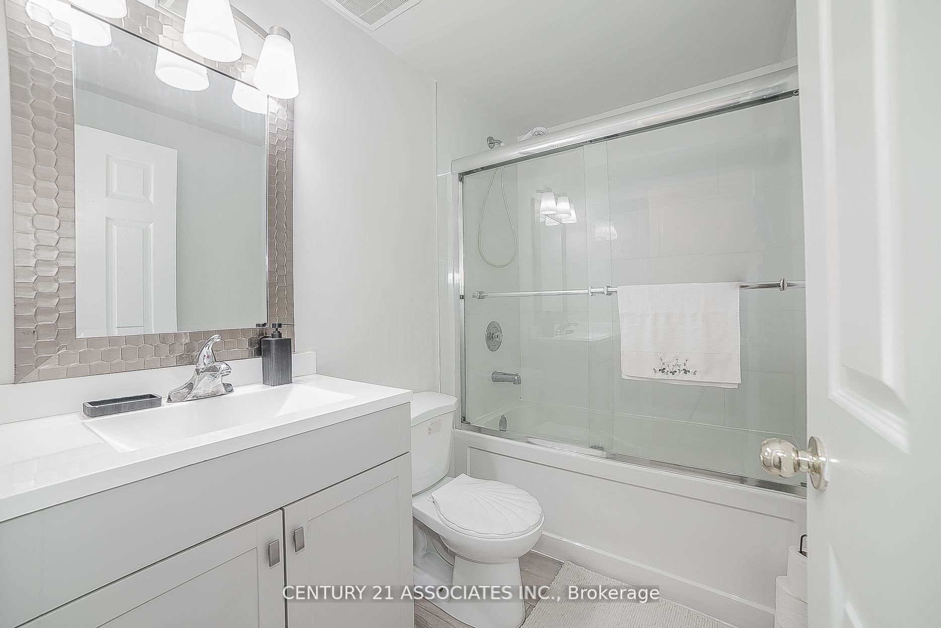 75 Strathaven Dr, #35