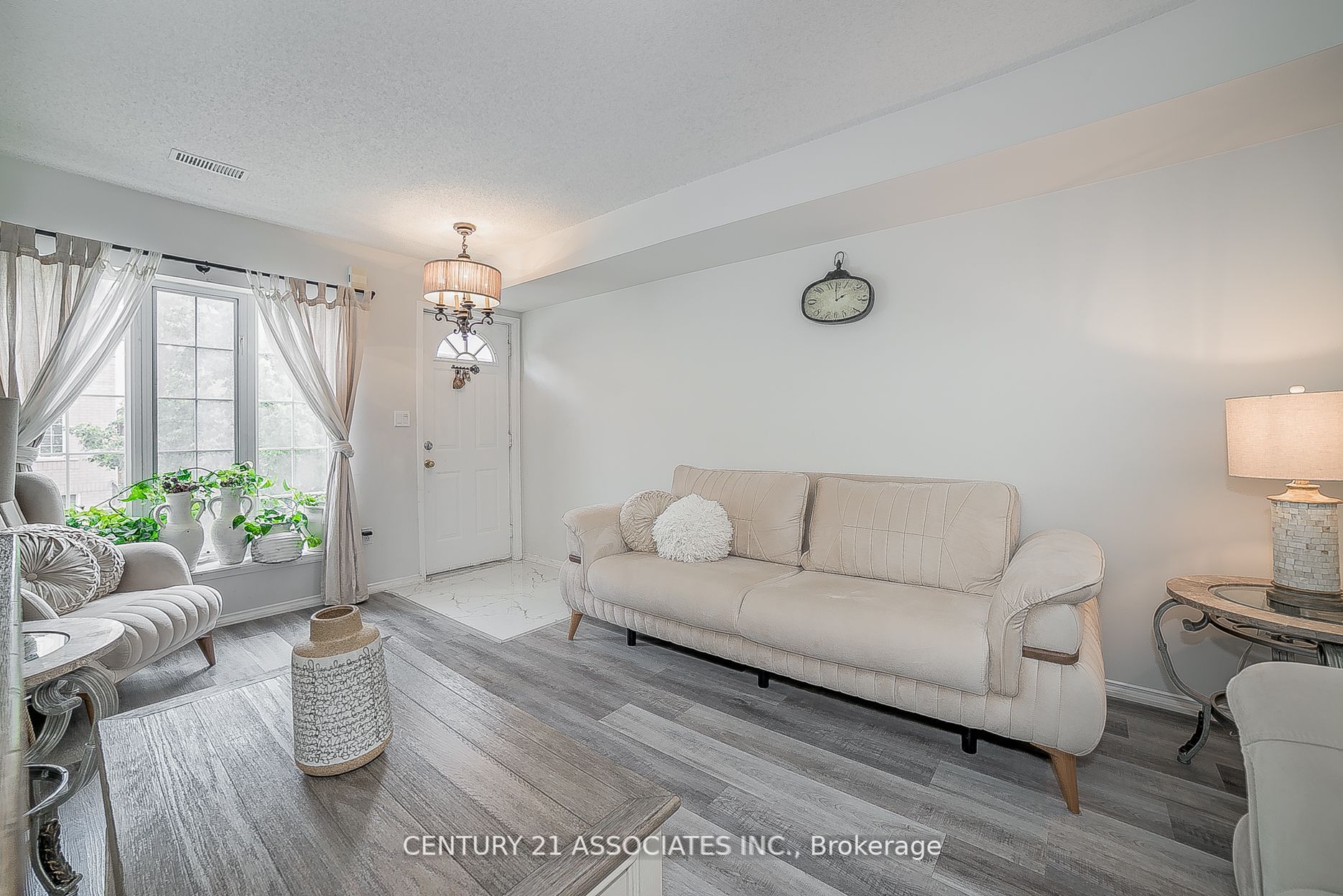 75 Strathaven Dr, #35
