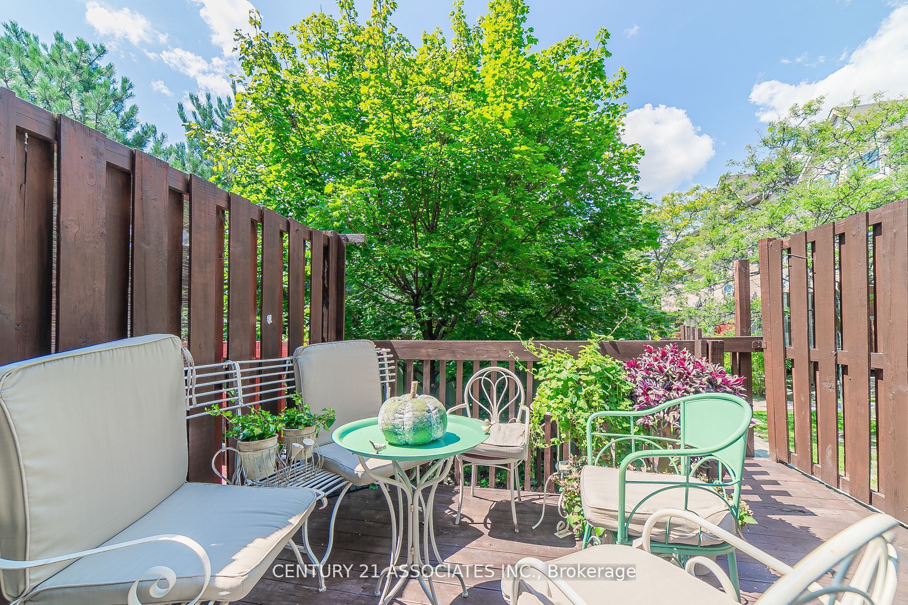 75 Strathaven Dr, #35