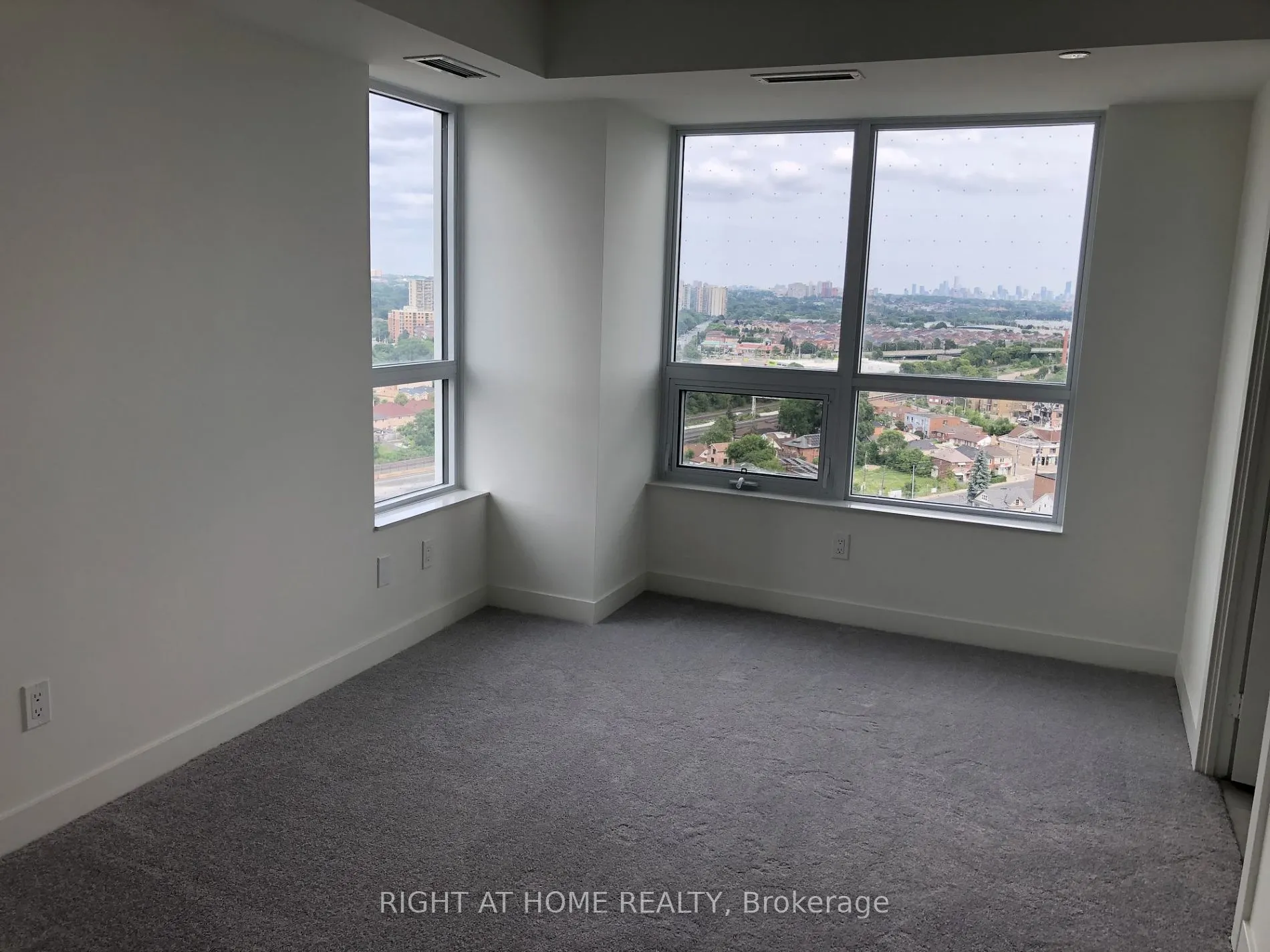 10 Wilby Cres, #1801