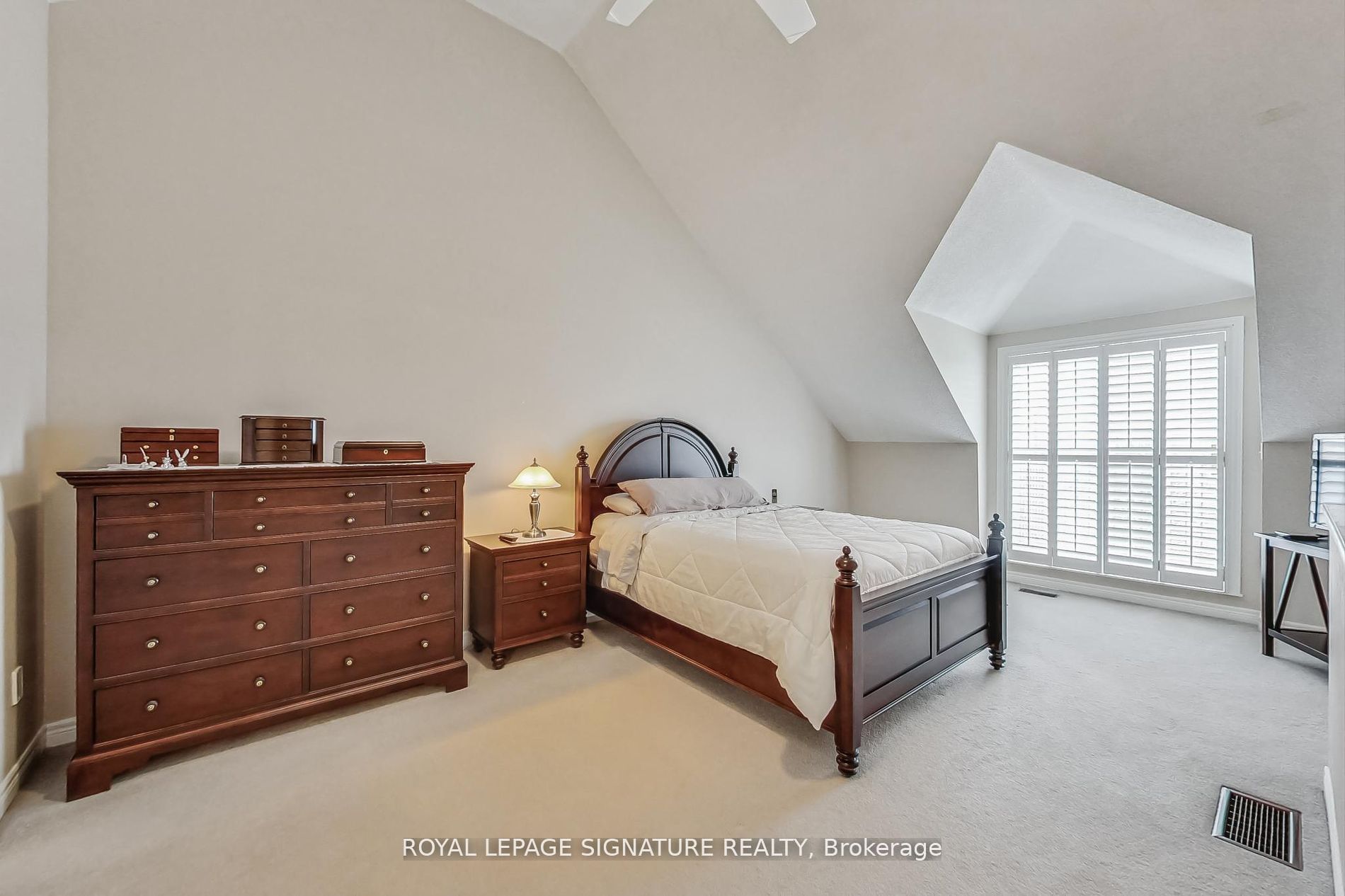 49 San Remo Terrace, #5