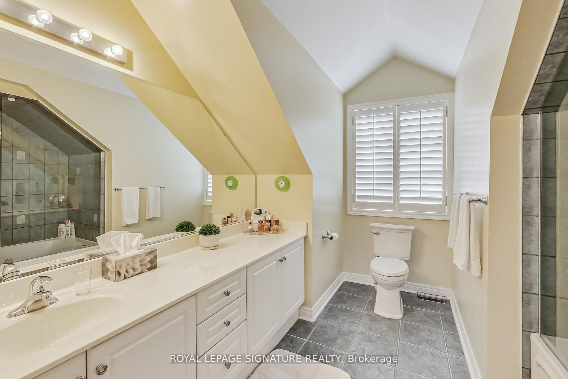 49 San Remo Terrace, #5